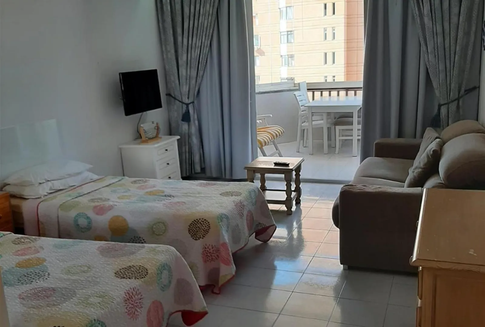 דירה פואנגירולה Las Palmeras Marina View ספרד